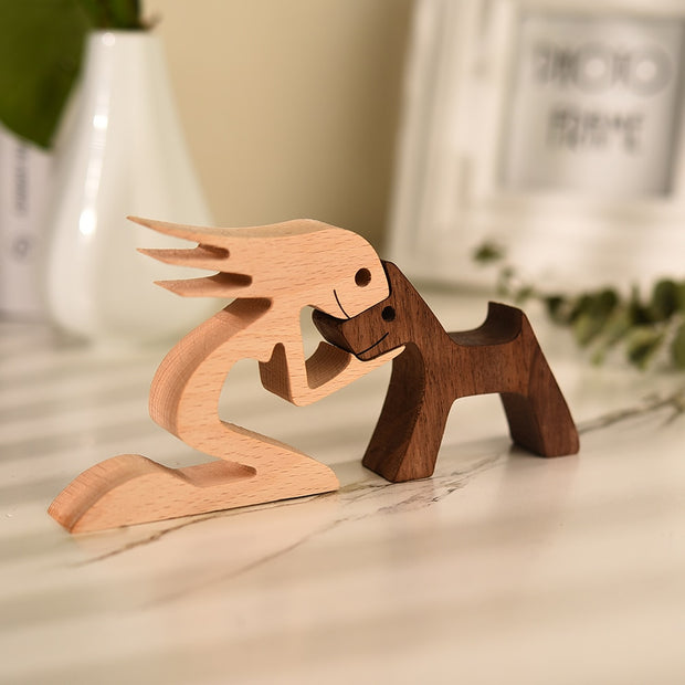 Figura Artigianale Famiglia e Animali in Legno