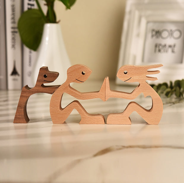 Figura Artigianale Famiglia e Animali in Legno