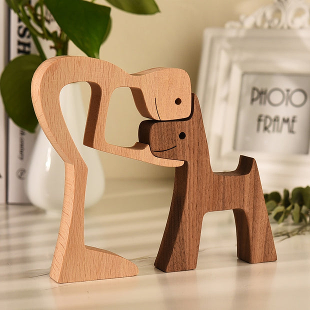 Figura Artigianale Famiglia e Animali in Legno